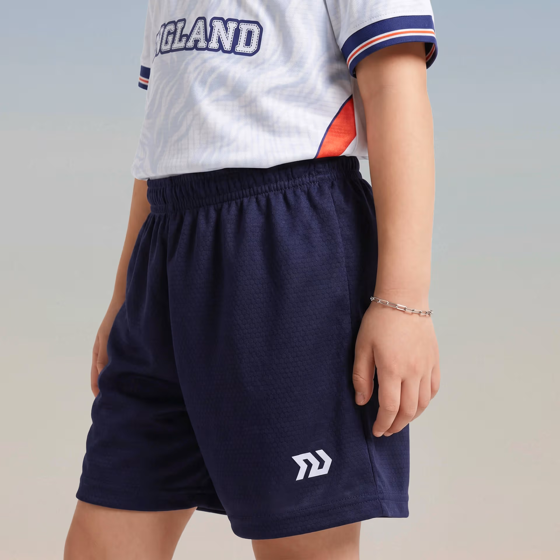 Bulbal Kid WC26 Trắng Xanh 3