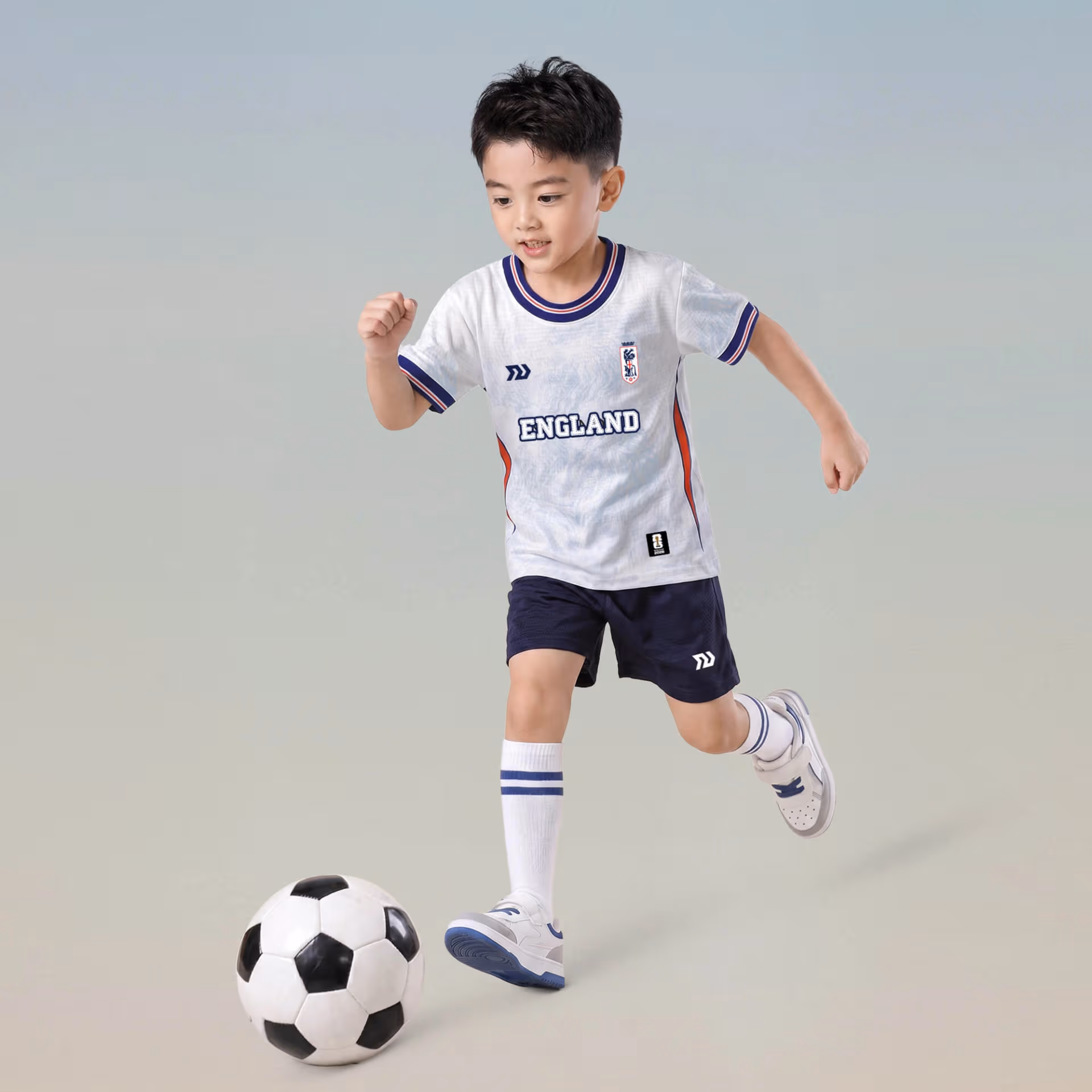 Bulbal Kid WC26 Trắng Xanh 7