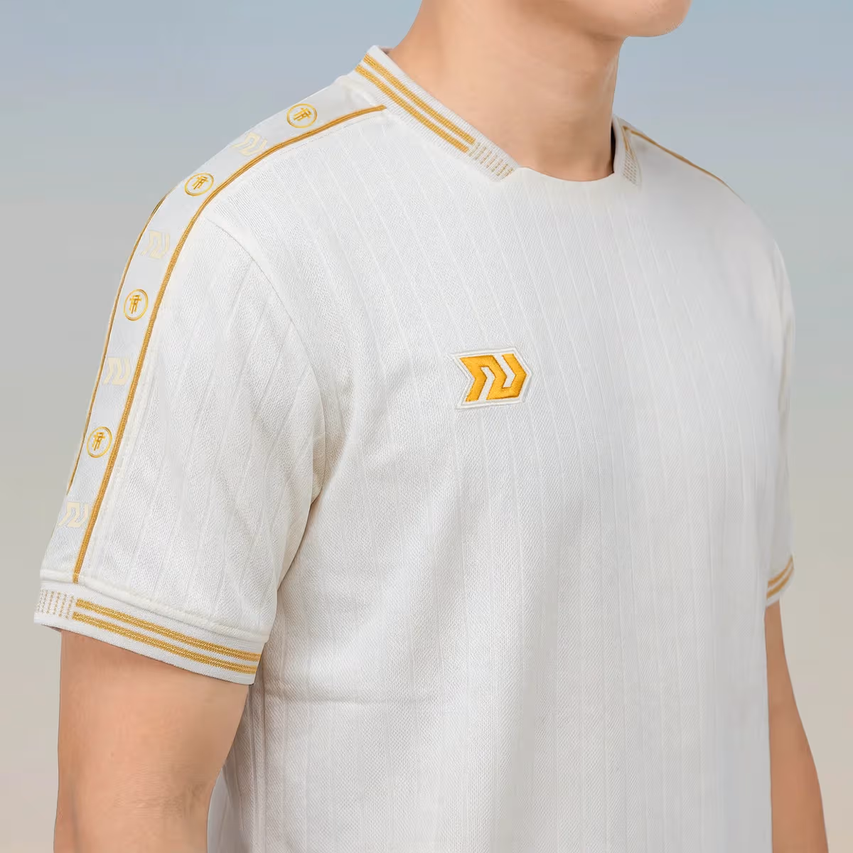 Áo Bóng Đá Retro Bulbal Savory Kem