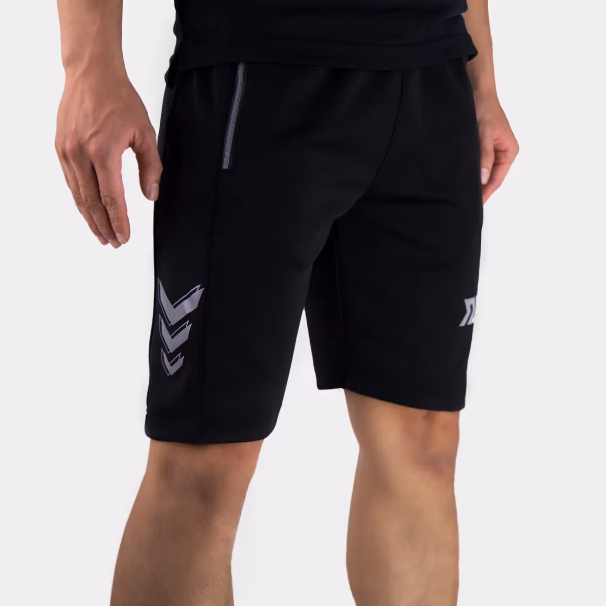 Quần Short Thể Thao Bulbal Waso Ii Đen Nhũ Bạc