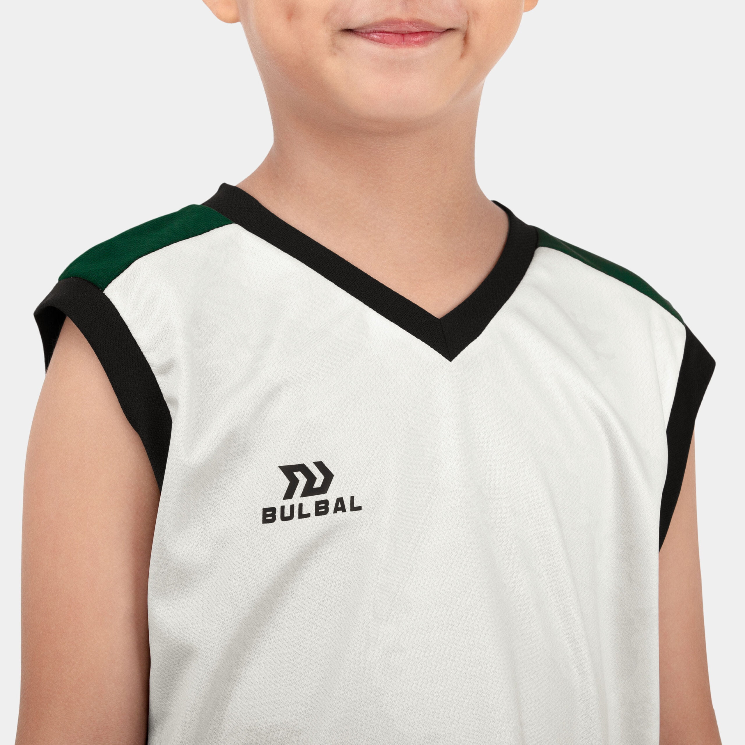 BO-QUAN-AO-BONG-RO-TRE-EM-BULBAL-TERRAS-TRANG