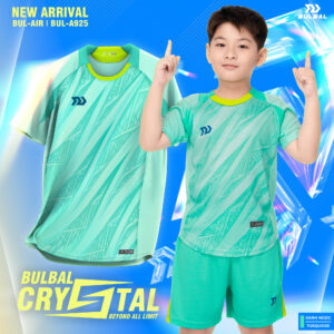 BO-QUAN-AO-BONG-DA-TRE-EM-BULBAL-CRYSTAL