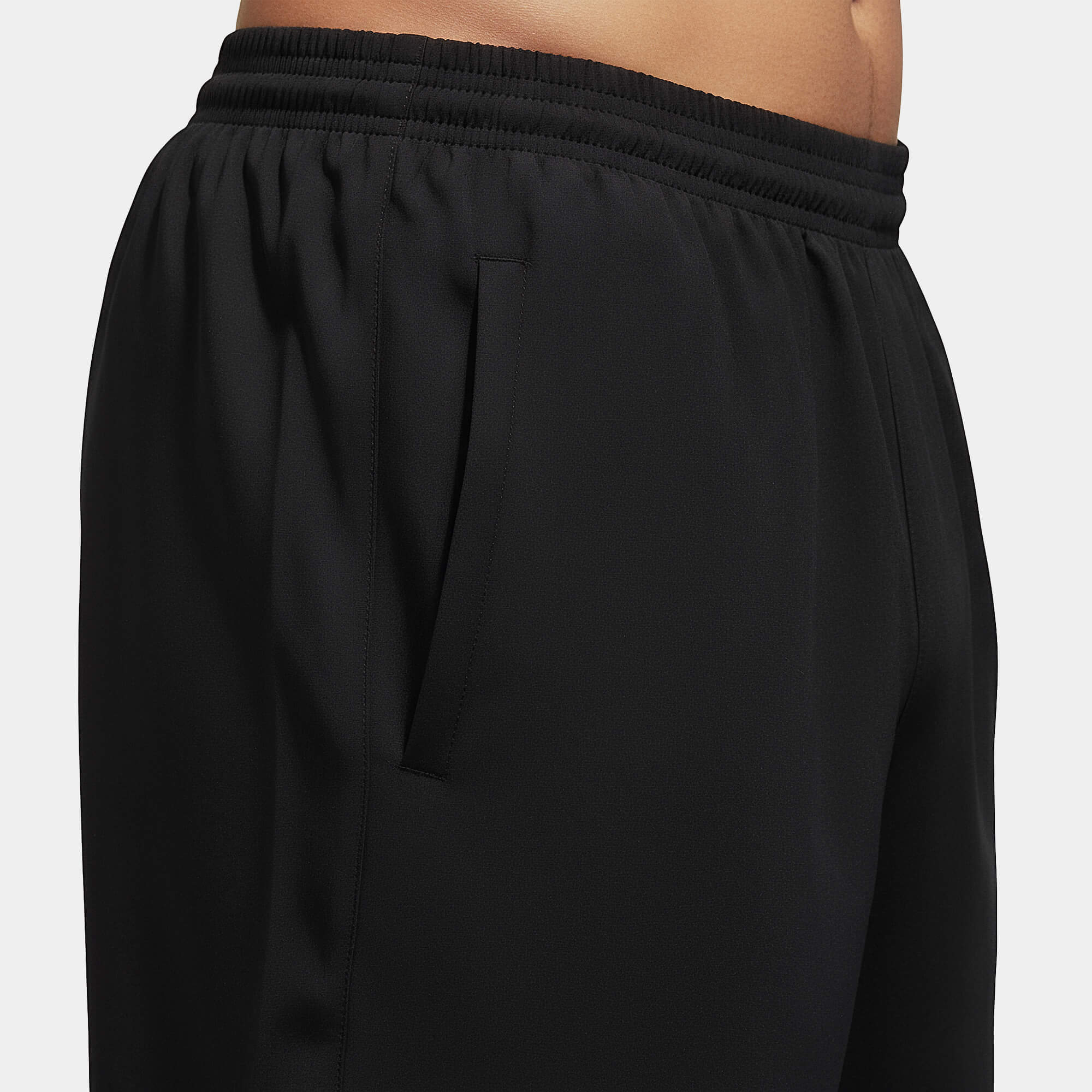 QUAN-SHORT-THE-THAO-BULBAL-WASO-13-DEN